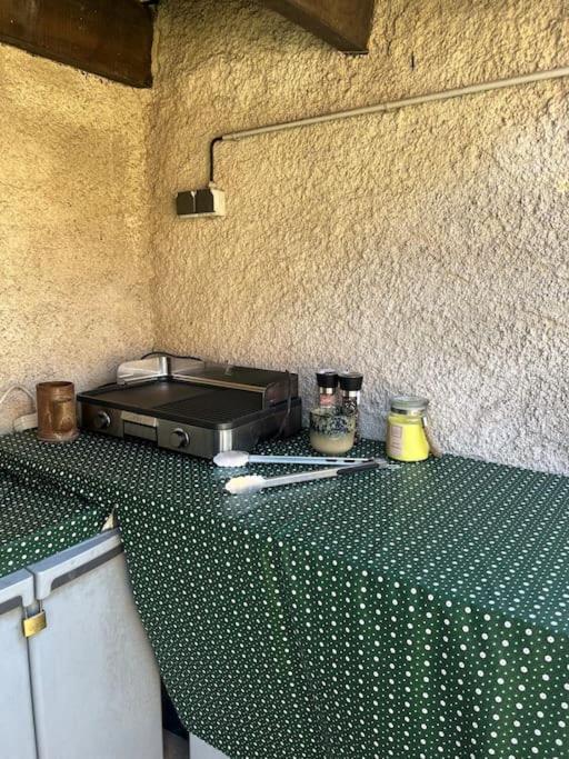 Maison Familiale Idealement Situee Avec Tout Le Confort Nimes Ngoại thất bức ảnh