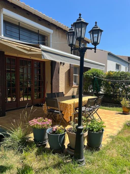 Maison Familiale Idealement Situee Avec Tout Le Confort Nimes Ngoại thất bức ảnh